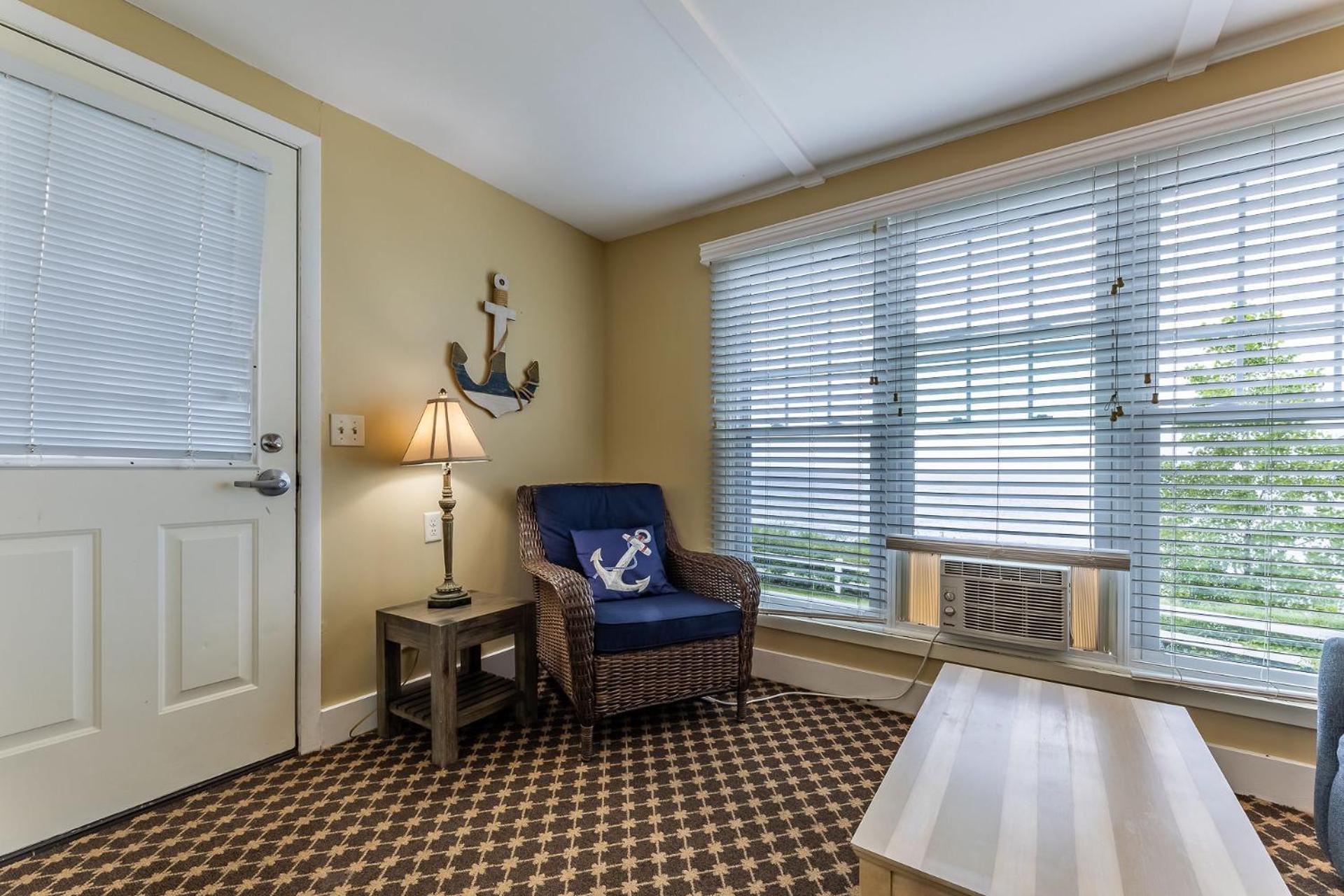 Michillinda Lodge Resort Whitehall Bagian luar foto