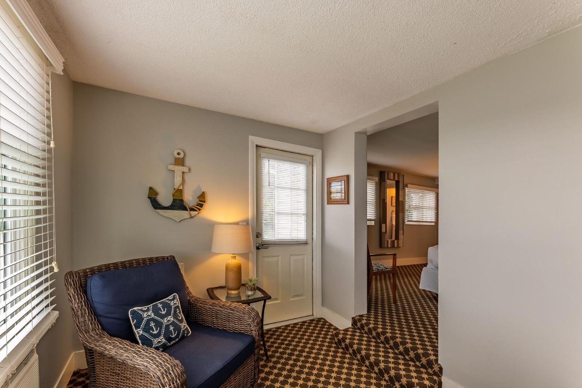 Michillinda Lodge Resort Whitehall Bagian luar foto