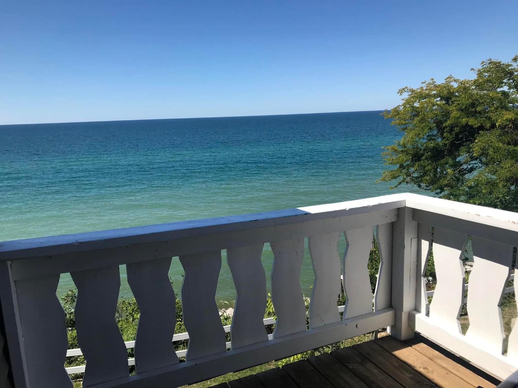 Michillinda Lodge Resort Whitehall Bagian luar foto